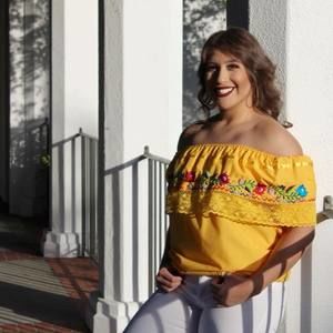 Meet your Posher, Liz